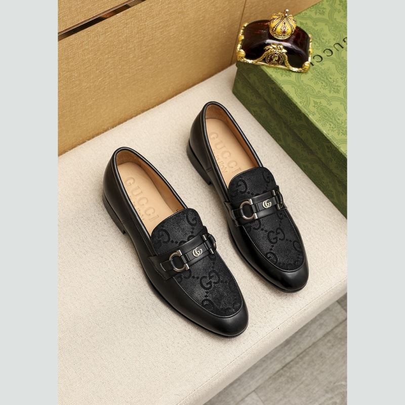 G*u*i leather shoes